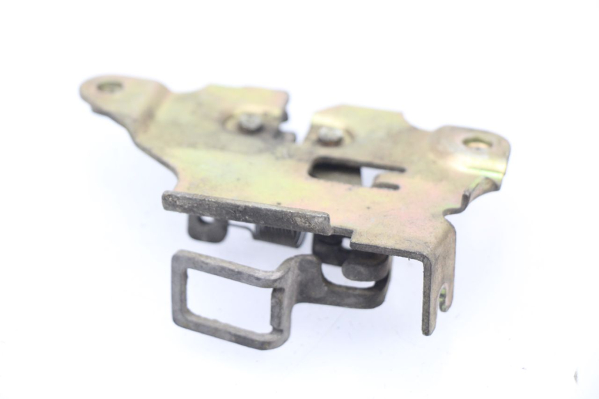 photo de SERRURE DE SELLE SYM ORBIT 2 4T 50 (2018 - 2022) - Détail de la pièce