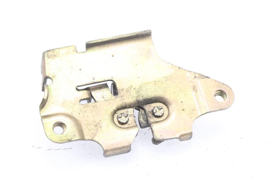 photo de SERRURE DE SELLE SYM ORBIT 2 4T 50 (2018 - 2022) - Zoom état d’usage