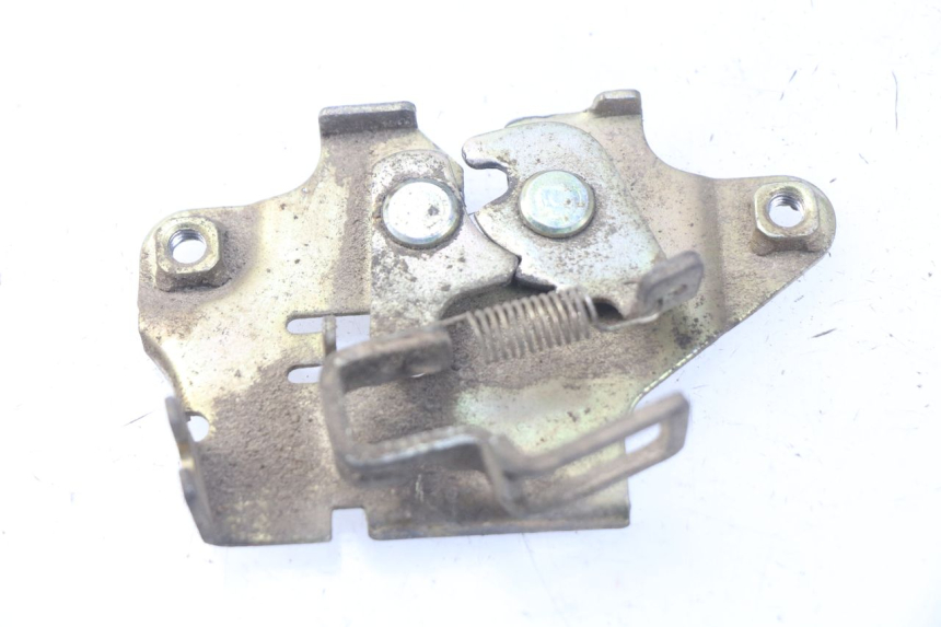 photo de SERRURE DE SELLE SYM ORBIT 2 4T 50 (2008 - 2017) - Détail de la pièce