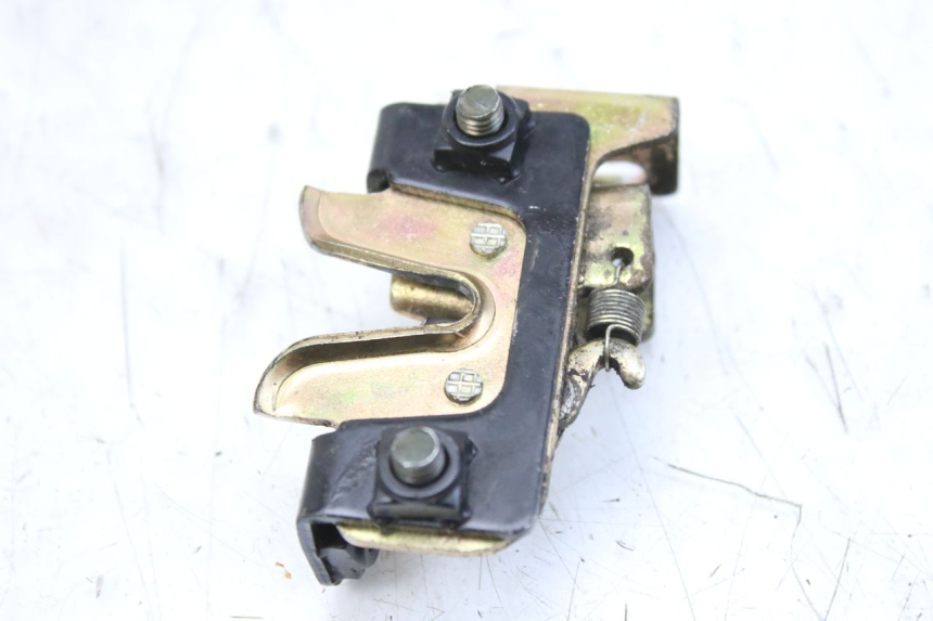 photo de SERRURE DE SELLE SYM ORBIT 2 4T 50 (2018 - 2022) - Détail de la pièce