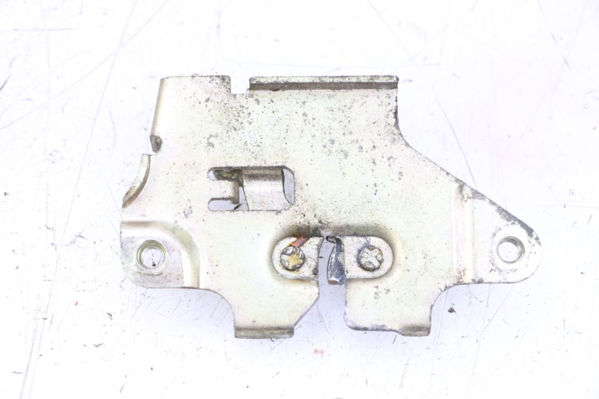 photo de SERRURE DE SELLE SYM ORBIT 2 50 (2008 - 2014) - Autre angle de vue