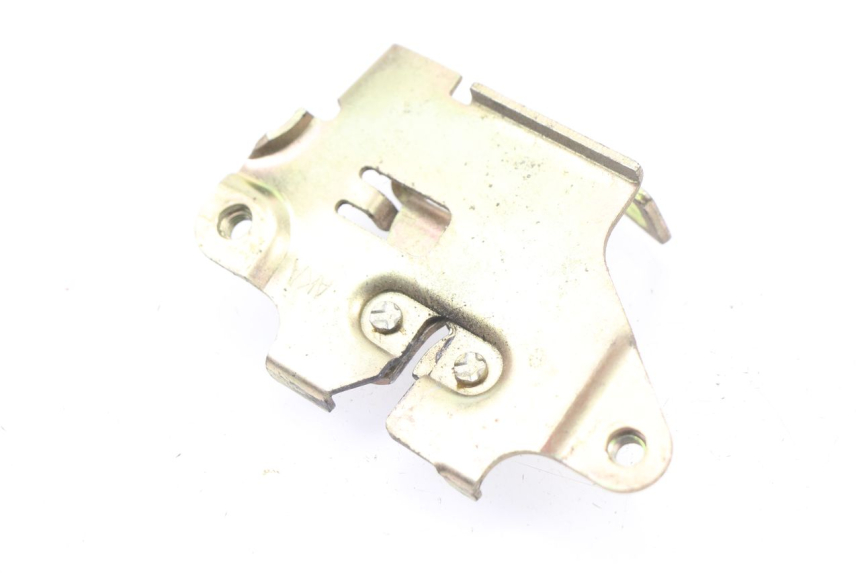 photo de SERRURE DE SELLE SYM ORBIT 2 TS 2T 50 (2011 - 2016) - Détail de la pièce