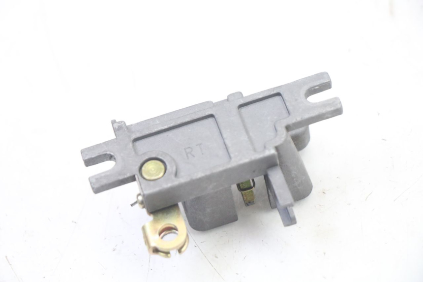 photo de SERRURE DE SELLE SYM ORBIT III 3 4T 50 (2021 - 2025) - Autre angle de vue