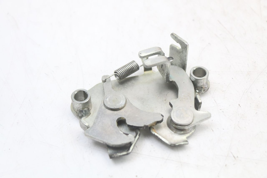 photo de SERRURE DE SELLE HONDA PCX (JF28) 125 (2009 - 2011) - Vue principale