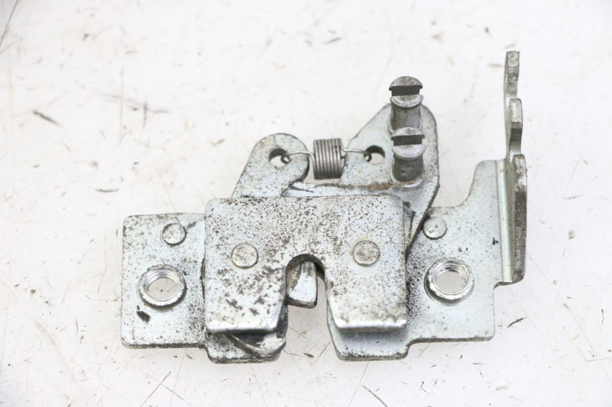 photo de SERRURE DE SELLE PIAGGIO MP3 125 (2006 - 2014) - Vue principale