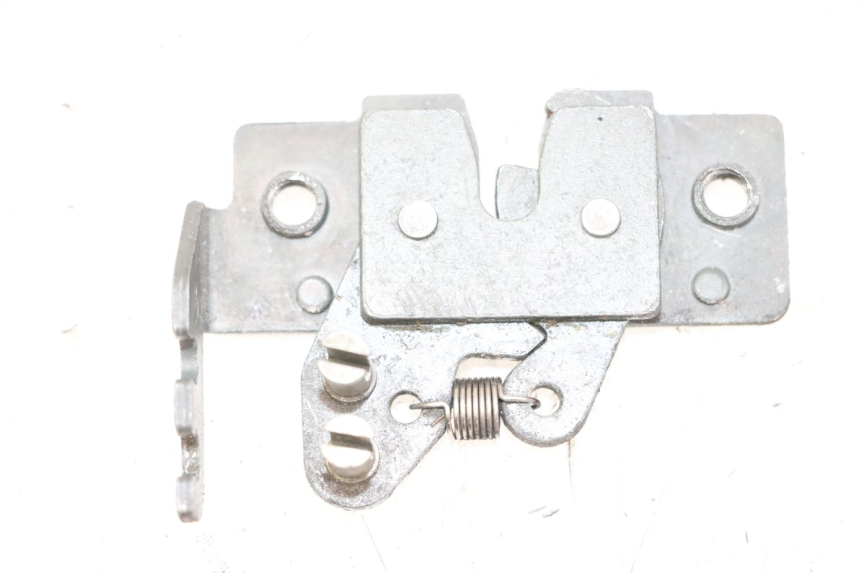 photo de SERRURE DE SELLE PIAGGIO MP3 LT 400 (2007 - 2012) - Vue principale