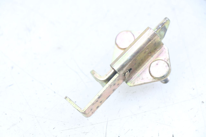 photo de SERRURE DE SELLE YAMASAKI RAPTOR 50 (2013 - 2018) - Détail de la pièce