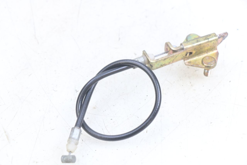 photo de SERRURE DE SELLE YAMASAKI ROADSTER 50 (2013 - 2018) - Zoom état d’usage