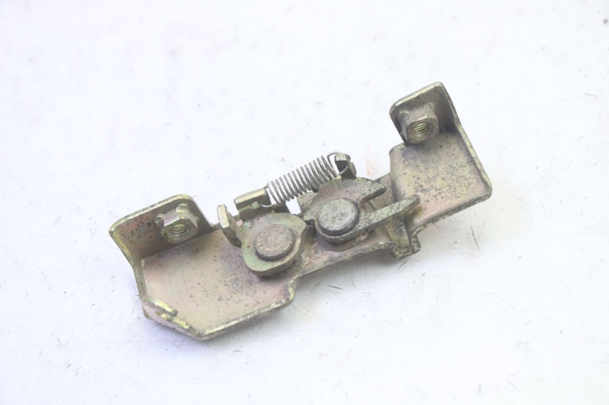 photo de SERRURE DE SELLE DAELIM S1 125 (2007 - 2016) - Vue principale