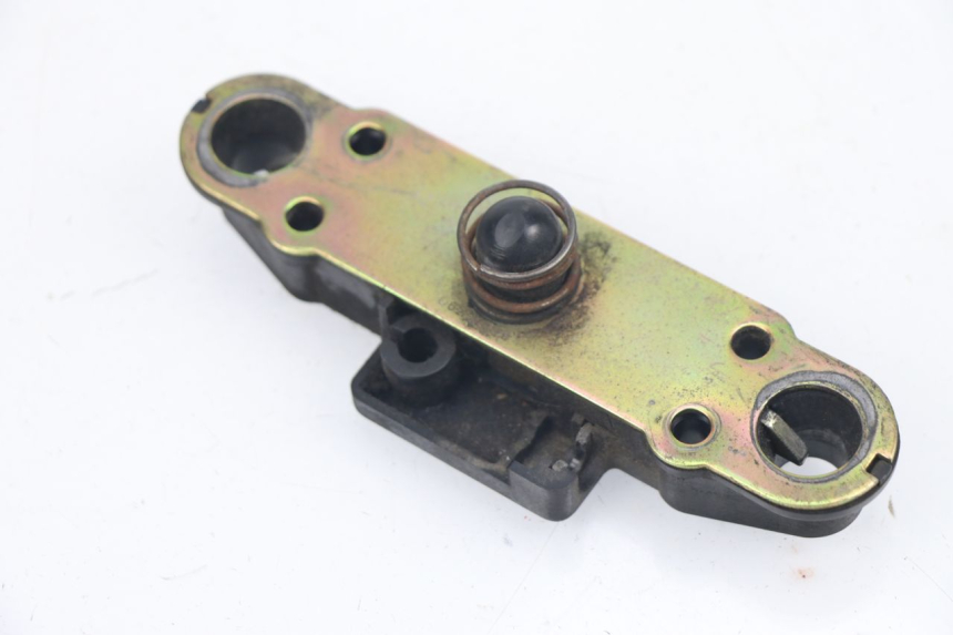 photo de SERRURE DE SELLE SUZUKI XF FREEWIND 650 (1997 - 2003) - Vue principale