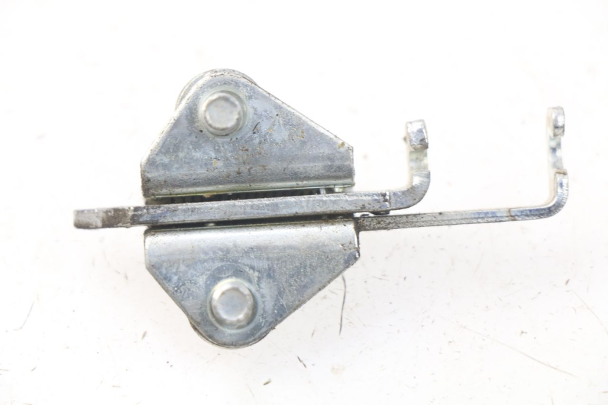 photo de SERRURE DE SELLE YAMAHA TDM ABS 900 (2002 - 2014) - Zoom état d’usage