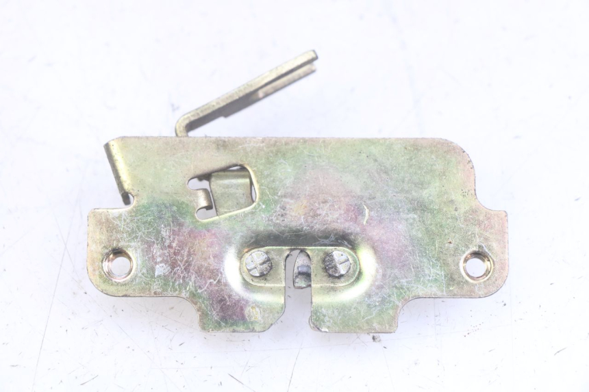 photo de SERRURE DE SELLE PEUGEOT TWEET 4T 50 (2018 - 2022) - Zoom état d’usage