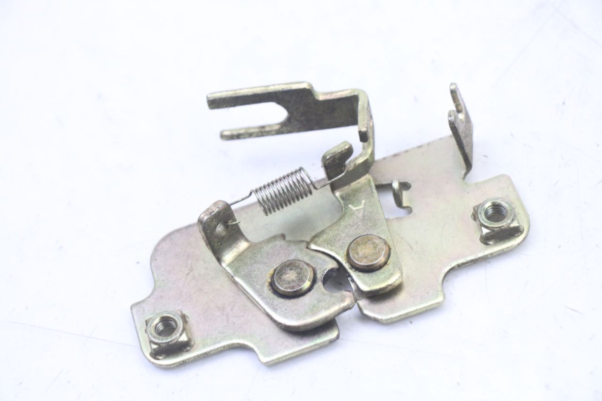 photo de SERRURE DE SELLE PEUGEOT TWEET PRO CARGO 50 (2018 - 2022) - Détail de la pièce