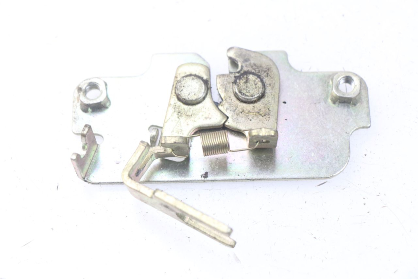 photo de SERRURE DE SELLE PEUGEOT TWEET 125 (2010 - 2017) - Vue principale