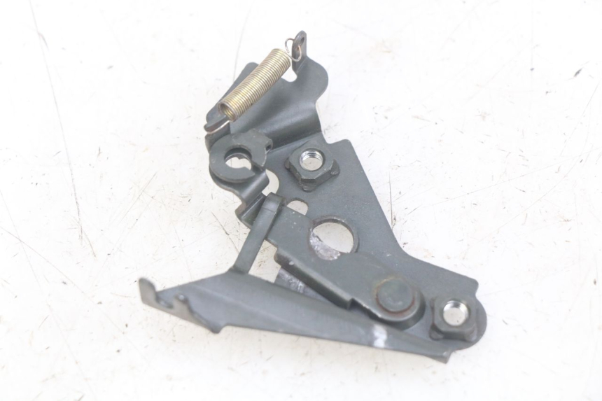 photo de SERRURE DE SELLE MOTRAC URBAN 4T 50 (2016 - 2024) - Zoom état d’usage