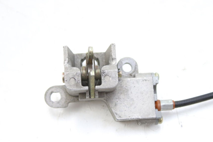 photo de SERRURE DE SELLE PEUGEOT V-CLIC VCLIC 50 (2007 - 2013) - Autre angle de vue