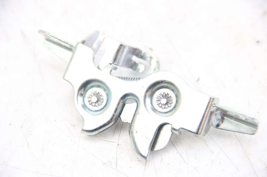 photo de SERRURE DE SELLE HONDA VISION NSC R 50 (2013 - 2015) - Détail de la pièce