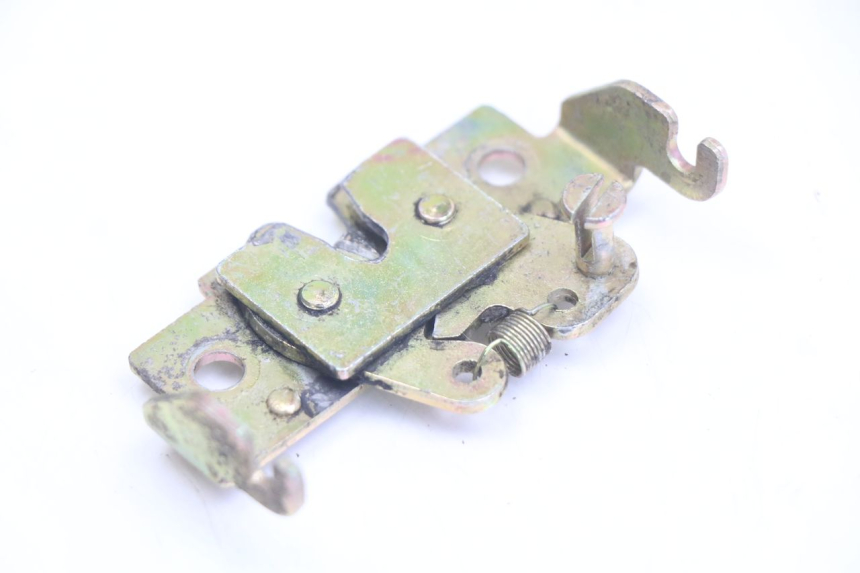 photo de SERRURE DE SELLE PEUGEOT VIVACITY 125 (2010 - 2017) - Détail de la pièce