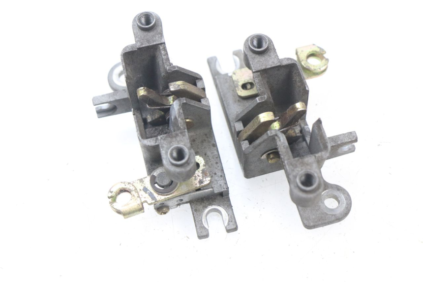 photo de SERRURE DE SELLE KYMCO X-CITING XCITING 400 (2014 - 2018) - Autre angle de vue