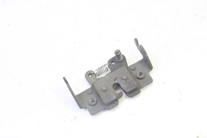 photo de SERRURE DE SELLE YAMAHA X-MAX XMAX 125 (2010 - 2013) - Vue principale