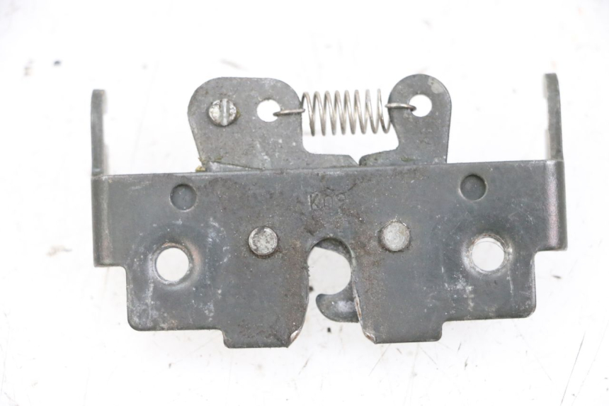 photo de SERRURE DE SELLE YAMAHA X-MAX XMAX 125 (2010 - 2013) - Détail de la pièce