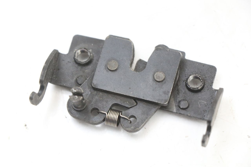 photo de SERRURE DE SELLE PIAGGIO XEVO - X EVO 125 (2007 - 2017) - Vue principale