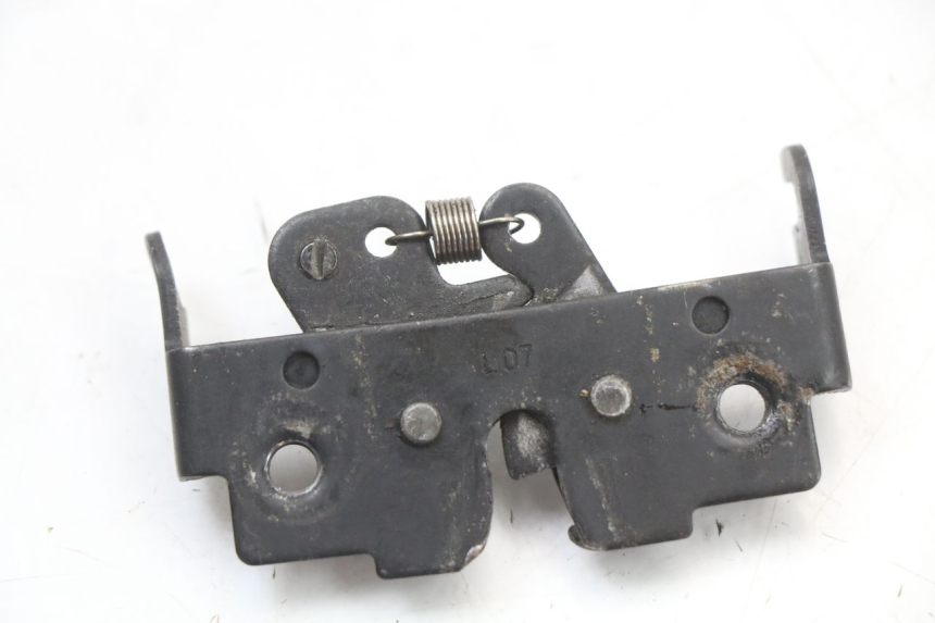 photo de SERRURE DE SELLE PIAGGIO XEVO - X EVO 125 (2007 - 2017) - Détail de la pièce