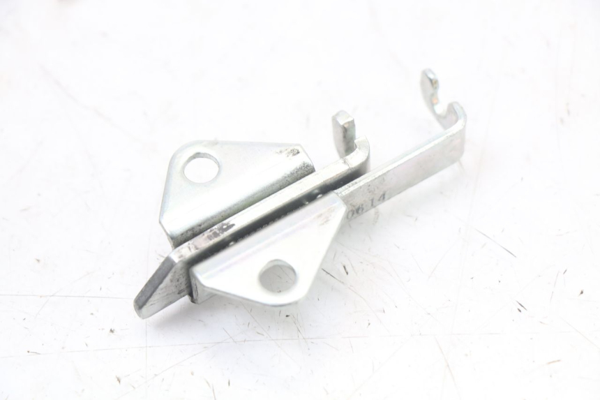 photo de SERRURE DE SELLE YAMAHA XJ6 ABS 600 (2008 - 2016) - Zoom état d’usage