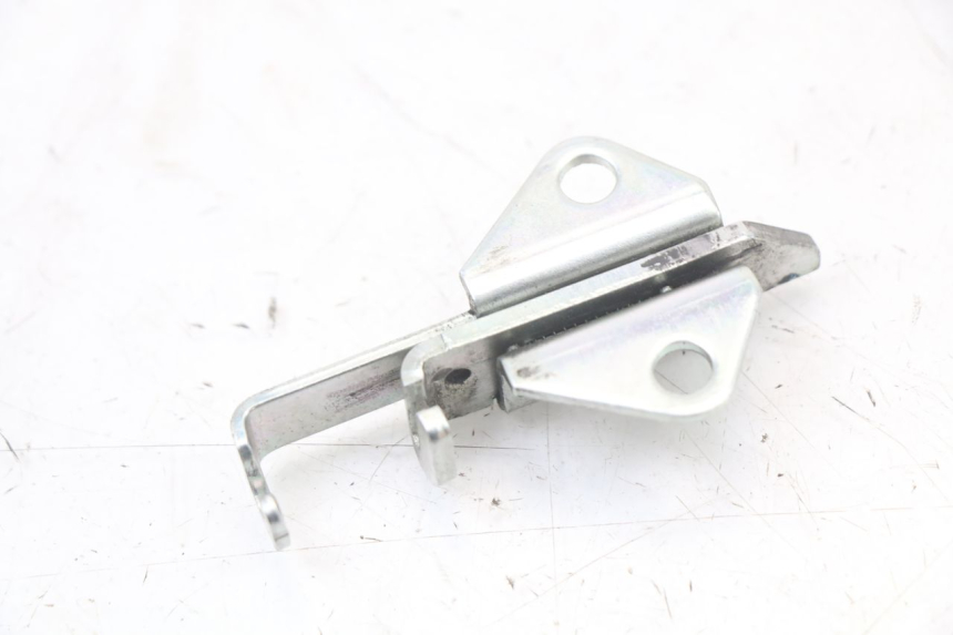 photo de SERRURE DE SELLE YAMAHA XJ6 ABS 600 (2008 - 2016) - Autre angle de vue