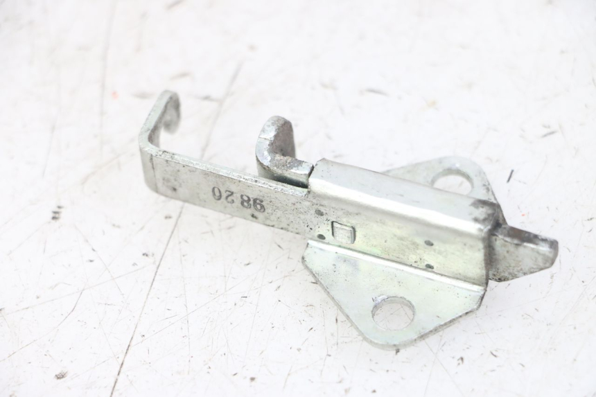 photo de SERRURE DE SELLE YAMAHA XJ6 ABS 600 (2008 - 2016) - Zoom état d’usage