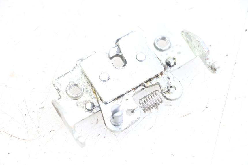 photo de SERRURE DE SELLE YAMAHA NEO'S NEOS 2T EASY 50 (2013 - 2016) - Détail de la pièce