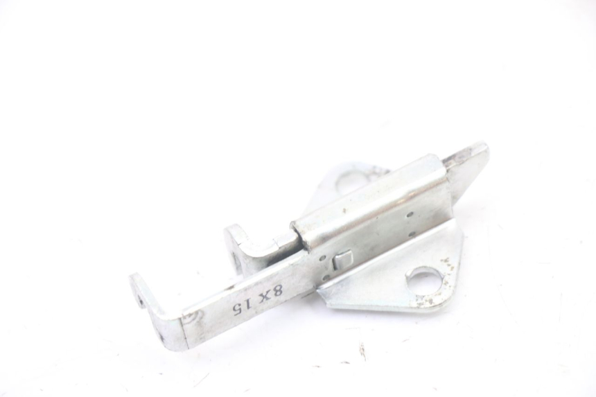 photo de SERRURE DE SELLE YAMAHA XJ6 600 (2008 - 2016) - Détail de la pièce