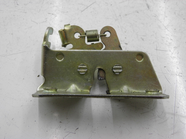 photo de SERRURE DE SELLE YAMASAKI YM50QT-N3 RETRO 50 (2012 - 2014) - Détail de la pièce