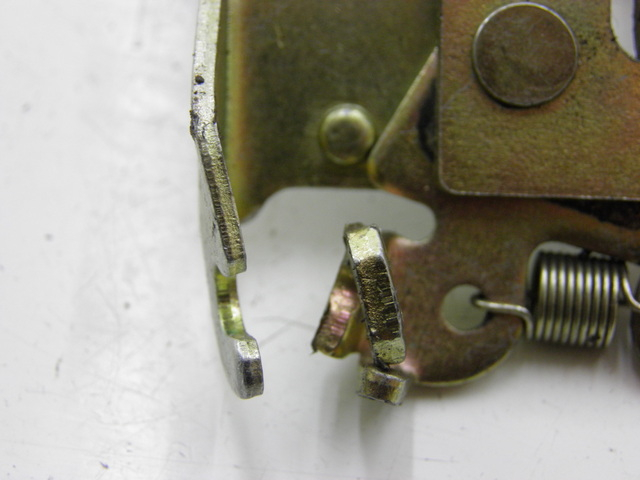 photo de SERRURE DE SELLE YAMASAKI YM50QT-N3 RETRO 50 (2012 - 2014) - Autre angle de vue