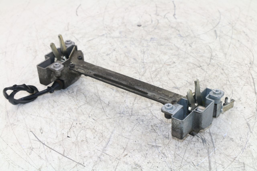 photo de SERRURE DE SELLE YAMAHA YP MAJESTY ABS 400 (2007 - 2009) - Vue principale