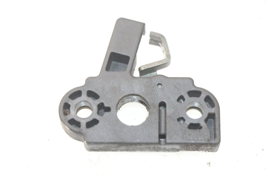 photo de SERRURE DE SELLE YAMAHA YP MAJESTY 125 (1998 - 2001) - Vue principale