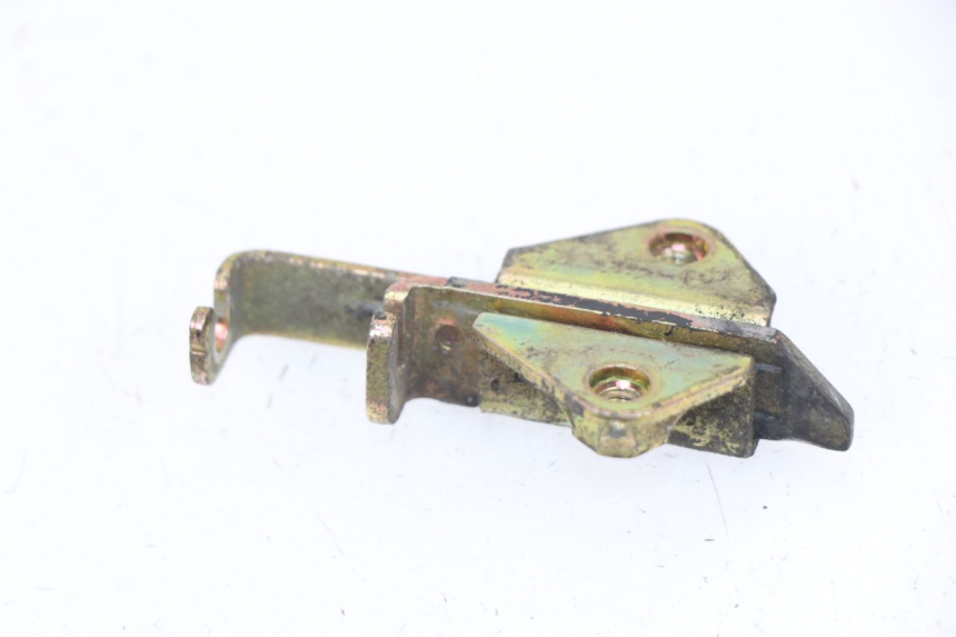 photo de SERRURE DE SELLE KAWASAKI Z S 750 (2003 - 2006) - Zoom état d’usage