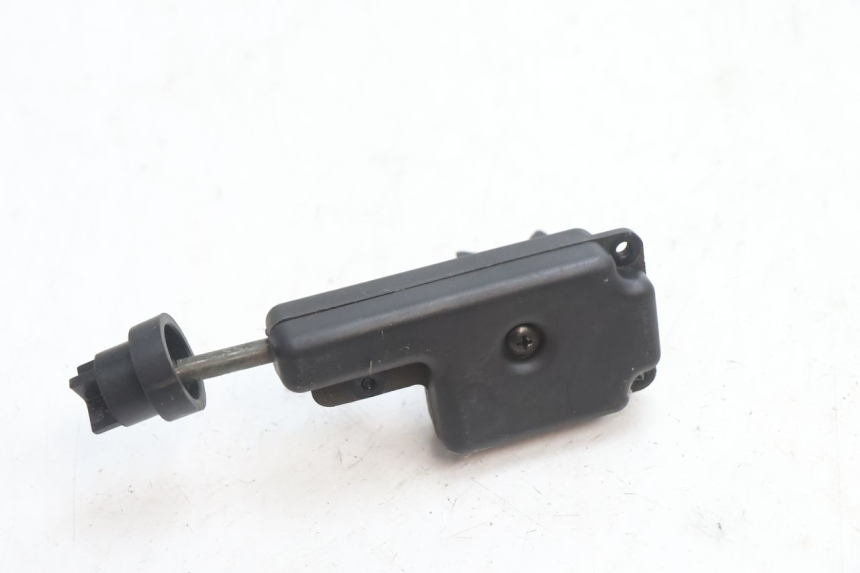 photo de SERRURE DE SELLE PIAGGIO ZIP 2T 50 (2009 - 2019) - Zoom état d’usage