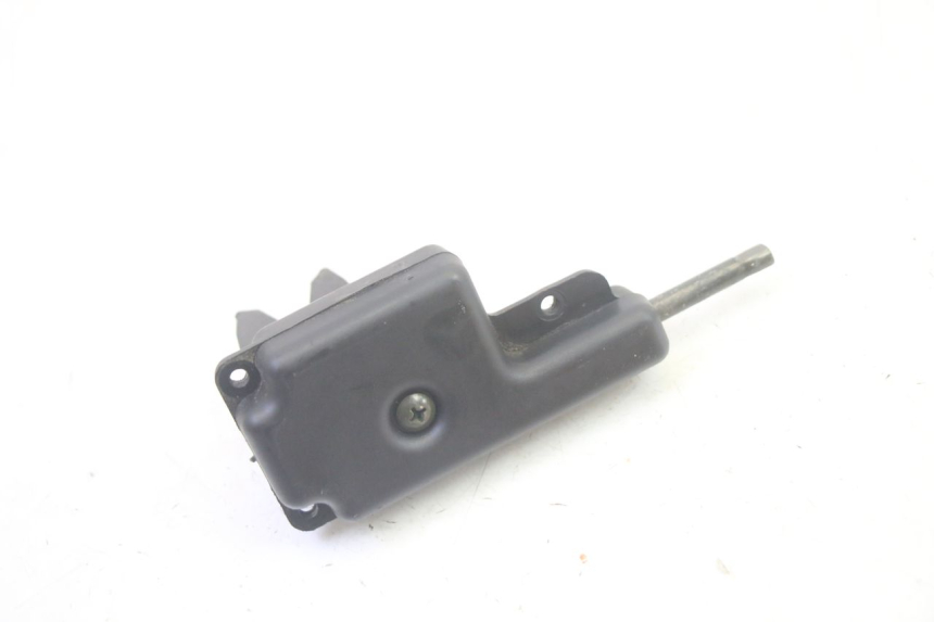 photo de SERRURE DE SELLE PIAGGIO ZIP 4T 50 (2018 - 2020) - Autre angle de vue