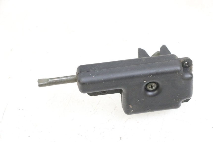 photo de SERRURE DE SELLE PIAGGIO ZIP 4T 50 (2018 - 2020) - Zoom état d’usage