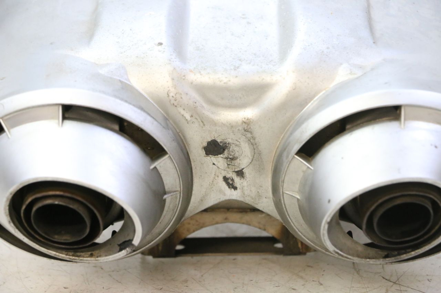 photo de SILENCIEUX YAMAHA FZ6 FAZER S2 600 (2007 - 2011) - Zoom état d’usage