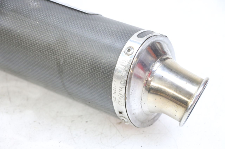 photo de SILENCIEUX YAMAHA FZS FAZER 600 (2001 - 2003) - Gros plan technique