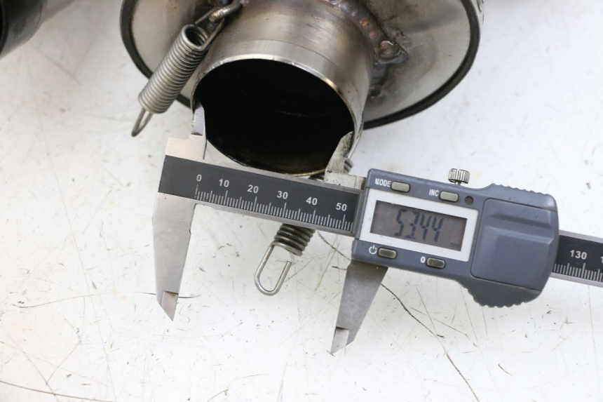 photo de SILENCIEUX KAWASAKI GPZ RX 1000 (1986 - 1988) - Zoom état d’usage