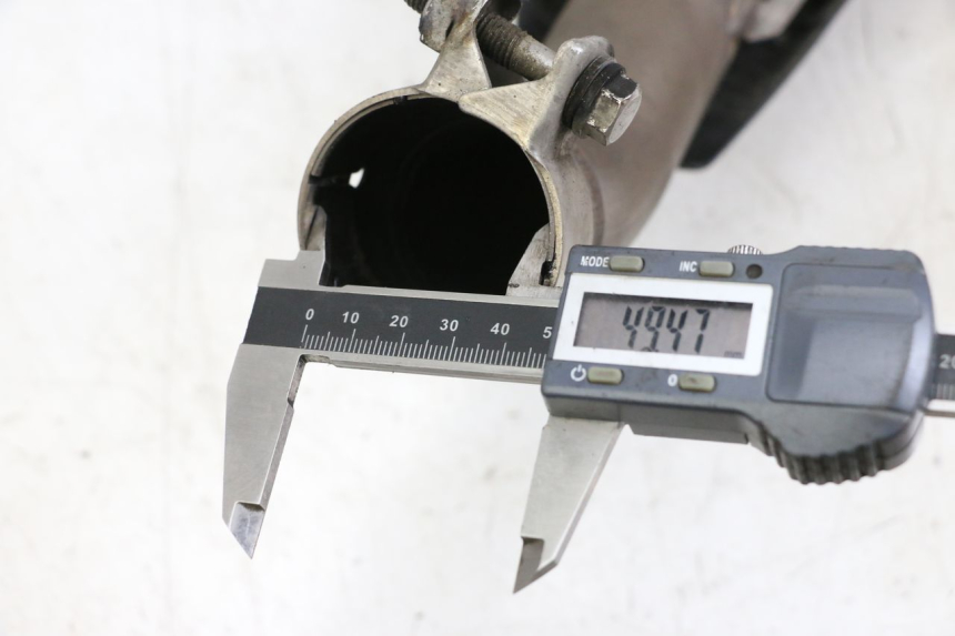 photo de SILENCIEUX HUSQVARNA SVARTPILEN 401 (2018 - 2023) - Détail de la pièce