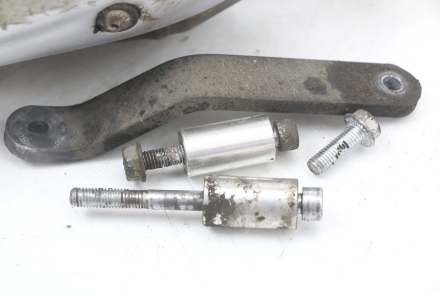 photo de SILENCIEUX PEUGEOT KISBEE 4T 50 (2018 - 2022) - Vue rapprochée