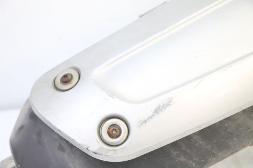 photo de SILENCIEUX PEUGEOT SATELIS 250 (2006 - 2012) - Autre angle de vue