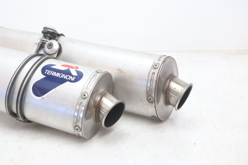 photo de SILENCIEUX DUCATI SS IE DS CARENEE 1000 (2002 - 2006) - Vue rapprochée