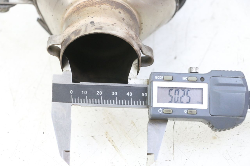 photo de SILENCIEUX SUZUKI SV S 650 (1999 - 2002) - Vue d’ensemble