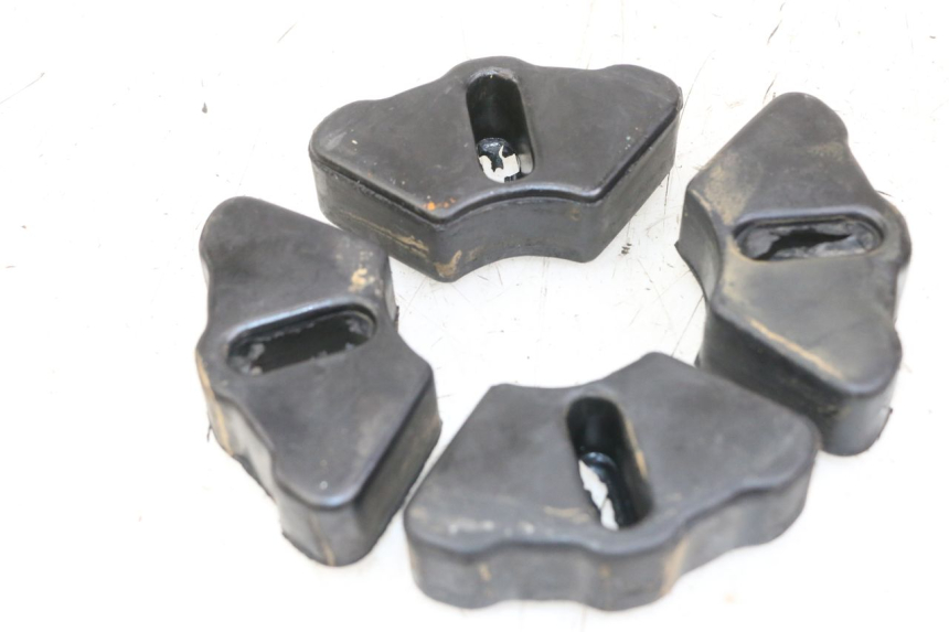 photo de SILENTBLOC COURONNE REGAL RAPTOR RAXTER 2 125 (2007 - 2015) - Vue principale