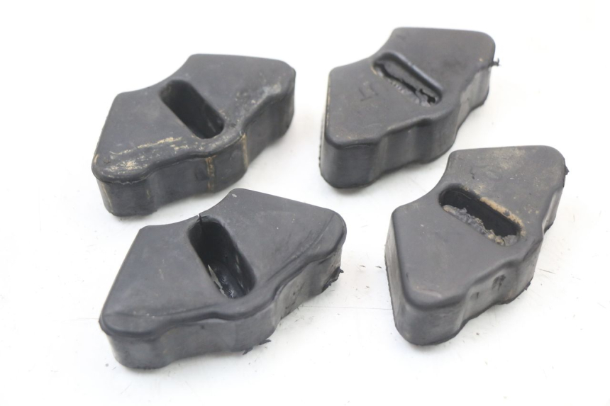 photo de SILENTBLOC COURONNE REGAL RAPTOR SPYDER 125 (2010 - 2018) - Détail de la pièce